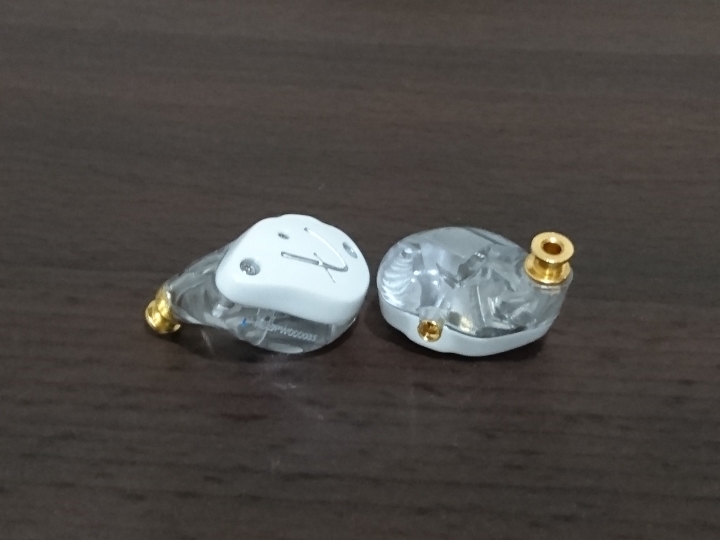 【開箱】吉他名廠的逆襲 ─ Fender FXA9