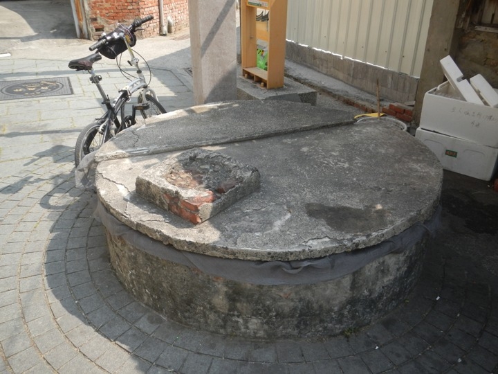 騎 單 車 遊 府 城 ( 北 區 ) 古 蹟 、 美 食 記