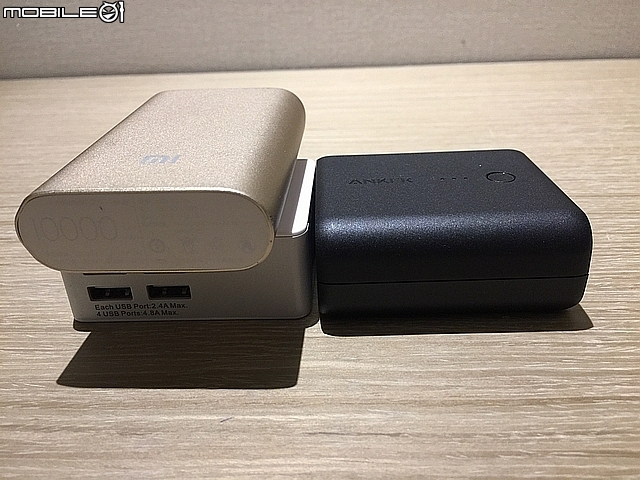[開箱]ANKER 充電器+行動電源二合一 PowerCore Fusion 5000