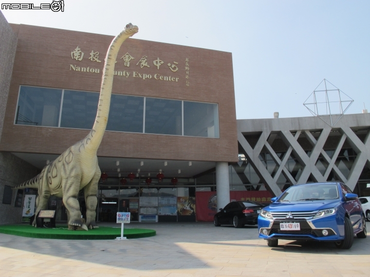 補上新舊款引擎轉速-【體驗】安靜、舒適、熱血不能兼具?全新改款Grand Lancer不專業分享