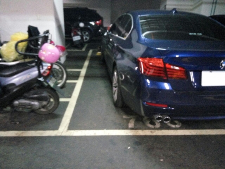 這麼好的車,駕駛的素質真的太低落 (抱怨文)