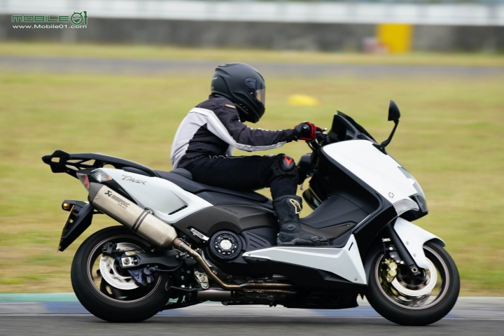 [採訪]台灣山葉機車 YAMAHA 大型重機車主 2017 大鵬灣賽道體驗會