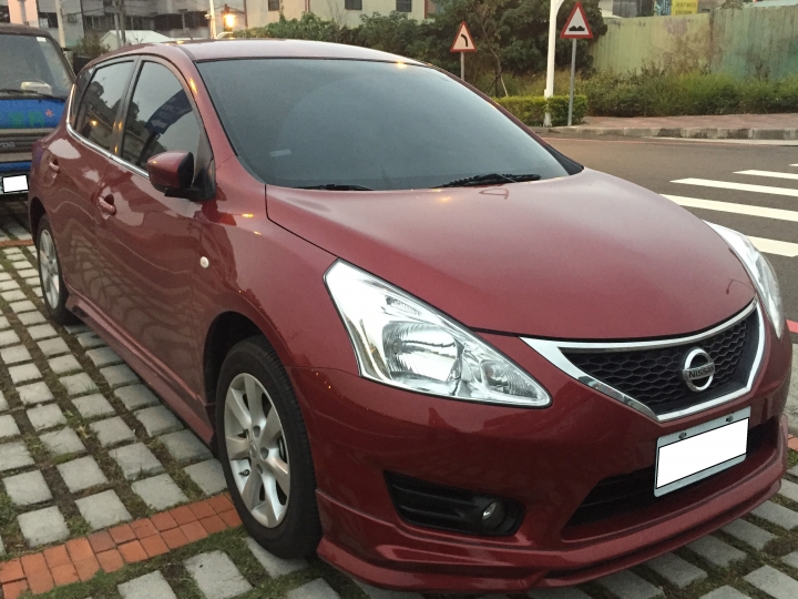 分享NISSAN Tiida 與我