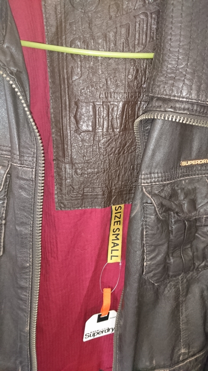 開到爛掉的01國民皮衣 superdry brad 極度乾燥