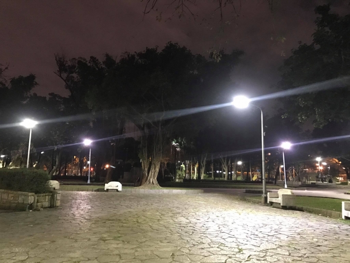 紅米NOTE 4X與iPhone 7夜拍對比