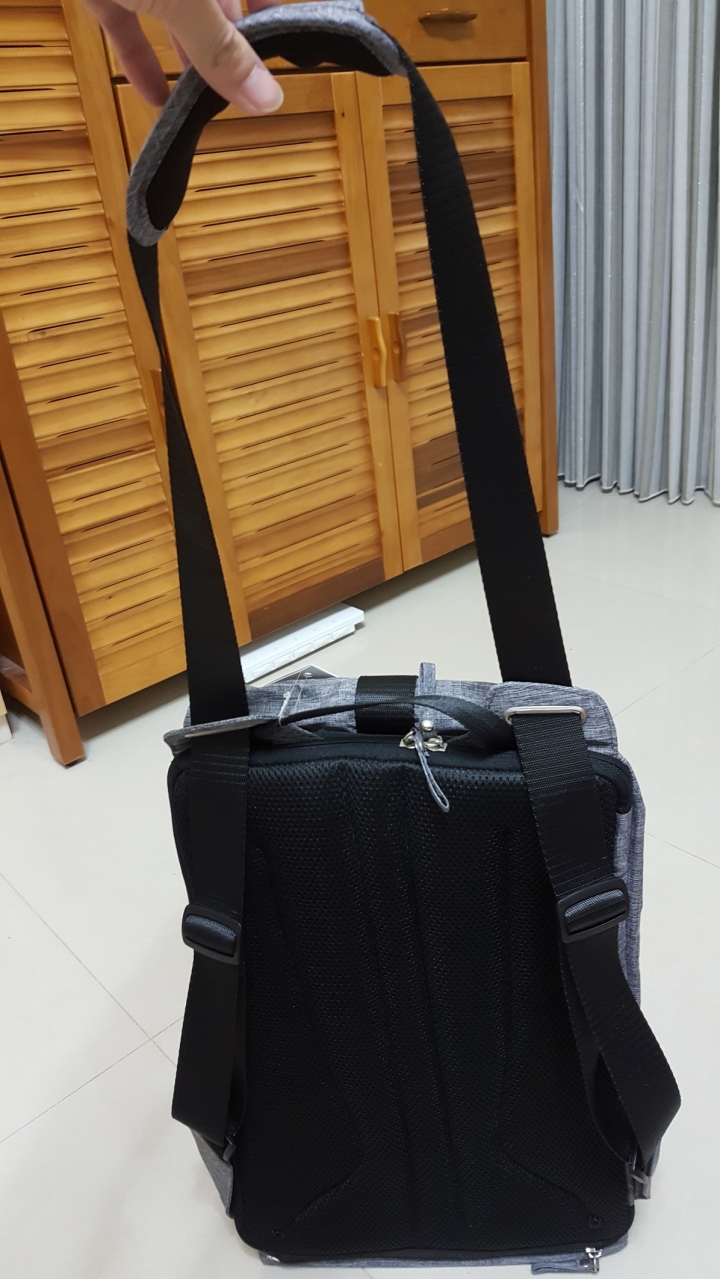 開箱文~Super Dad 百變背包(super dad's smart bag)~文多、圖多、廢話多~慎入(補上使用心得)