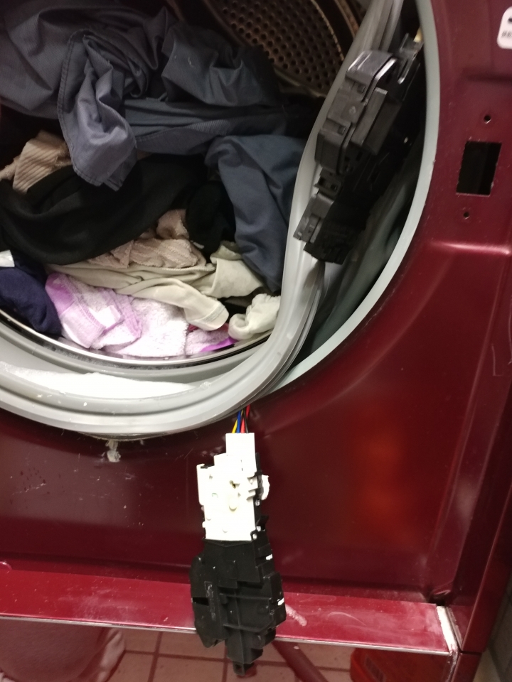 LG 12kg 洗脫烘，DIY維修。