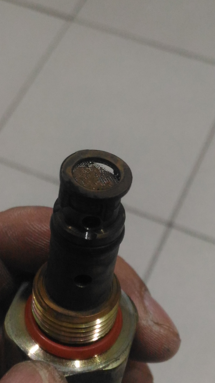 [分享] Sentra HV/CE 341 ABS 亮燈 解決方法