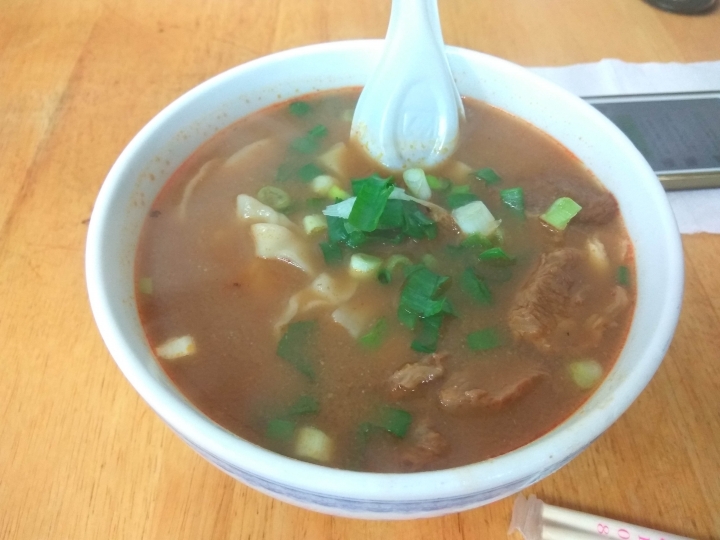 [牛肉麵]苗栗竹南牛爸王牛肉麵艾利克分店食記~竹南科學園區及京元電附近~ 工程師的最愛之一