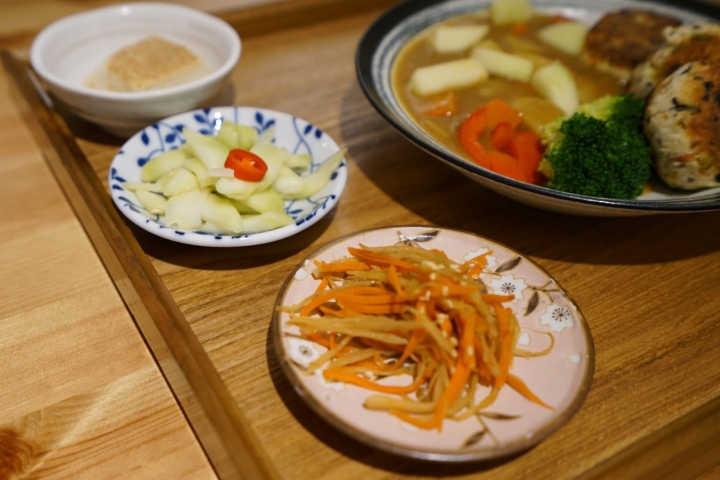 [食記] 原粹蔬食作。現代日式風格蔬食餐廳 (新店大坪林)
