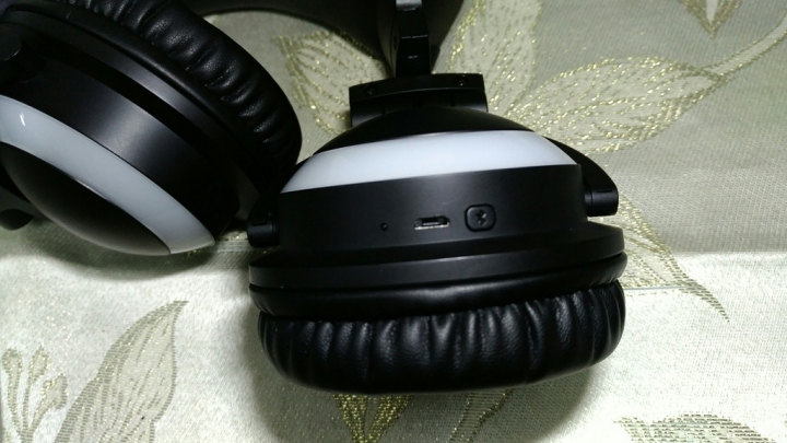 【隨手玩開箱】貓耳耳機2代無線多彩版，可換8種燈光與藍芽連結!!