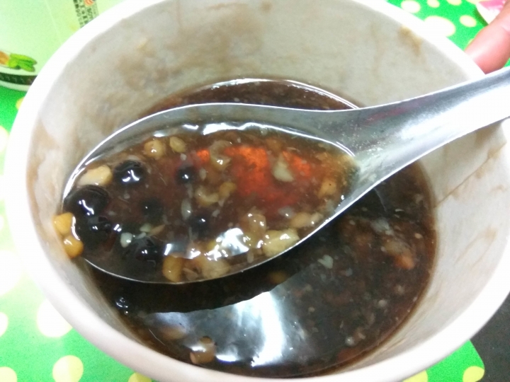 [燒仙草/芋圓/冷熱飲]彰化市岩森仙草燒仙草/嫩仙草購買食記