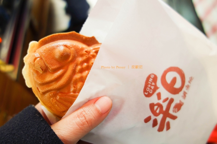 一中商圈尊賢街✿樂日鯛魚燒✿熱呼呼的咬一口！無敵好吃~ (即日起~3/31買4送1 / 平日限定 / 以價高者計算)