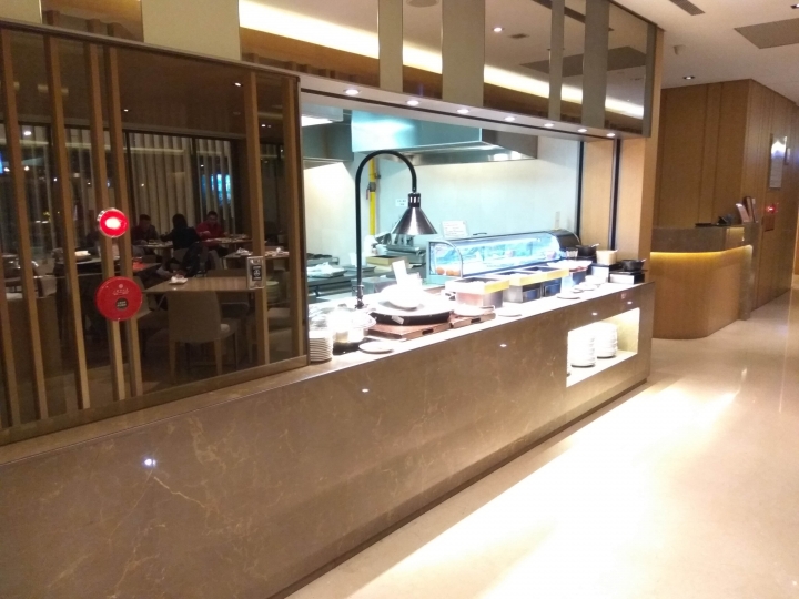 [歐式自助餐/龍蝦粥/牛排/雞排/德國豬腳]台中日月千禧酒店饗樂全日餐廳晚餐食記