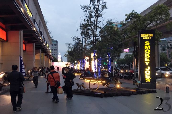 台中西屯冒煙的喬墨西哥餐廳裡面還有泰式料理西班牙料理聚會同樂好地點