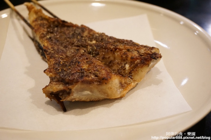 【中山國中站】〈維吾爾新疆碳烤〉大漠香料加孜然調味，使碳烤食材更香更美味，十年老店口碑不墜，靠的就是真材實料與真功夫!