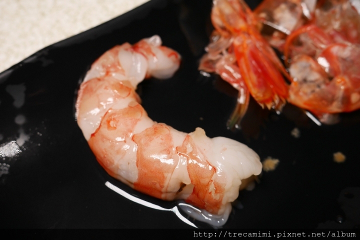 【食記】高雄我家帶皮羊肉海鮮燒烤-超低調的羊肉爐店家特製天使紅蝦鍋/附贈六道菜跟鹽烤蝦,便宜呷粗飽又新鮮!