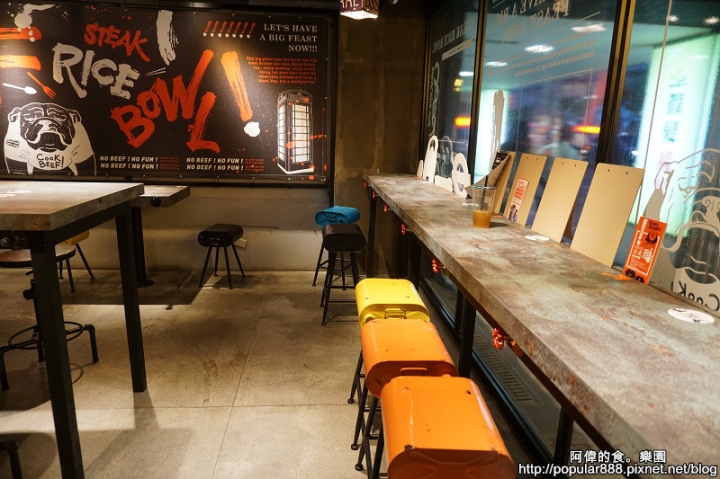 【市府站】王品集團全新品牌，使用美國Choice牛排以"舒肥法"讓牛排極軟嫩，外加水波蛋及蔬菜，一份牛排飯吃到撐！