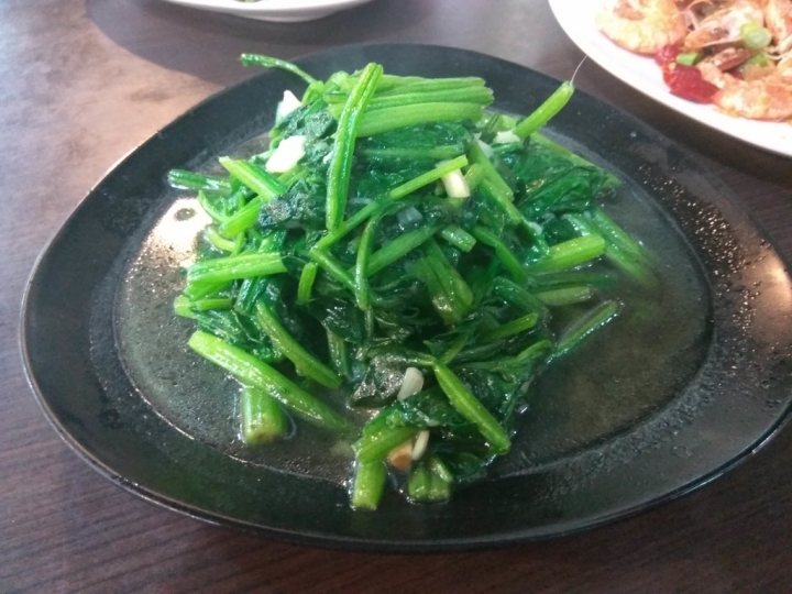 [台式熱炒]苗栗頭份中央路附近平價快炒大酒堡啤酒城再訪~食記~