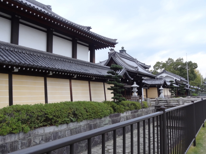 ＜日本＞2011自私之日本行~東福寺、三十三間堂、西本願寺、新京極