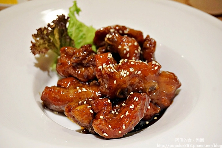 【新北市深坑】〈台北深坑假日飯店Holiday Inn〉二樓"悅"茶餐廳升級改版，一道道粵菜、港點盡現老師傅功夫與火候，更加美味，但依然平價！