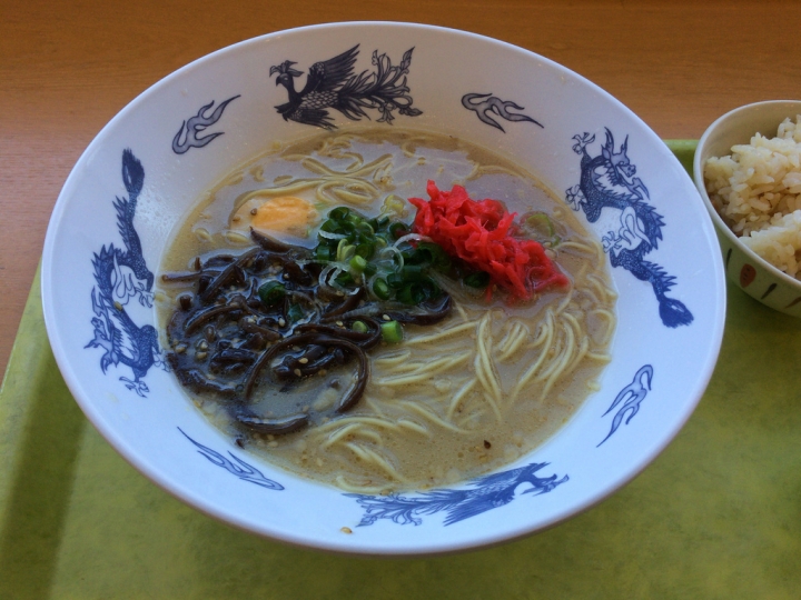 【美食。食記】東京 青海 景美價廉好充電 海鷗食堂 シーガル SKY restaurant 定食 拉麵 便宜 日本料理