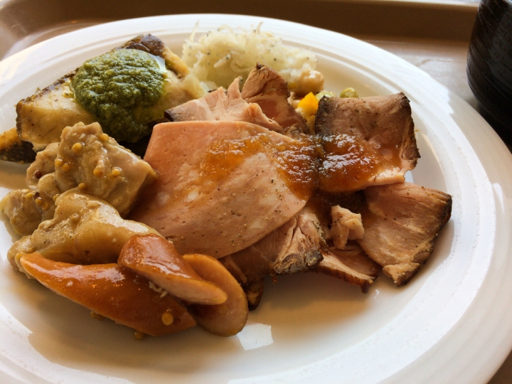 【美食。食記】東京 國際展示場 食材不俗 長輩適合 創菜Patio 台場 草莓 吃到飽 飯店 Buffet 推薦