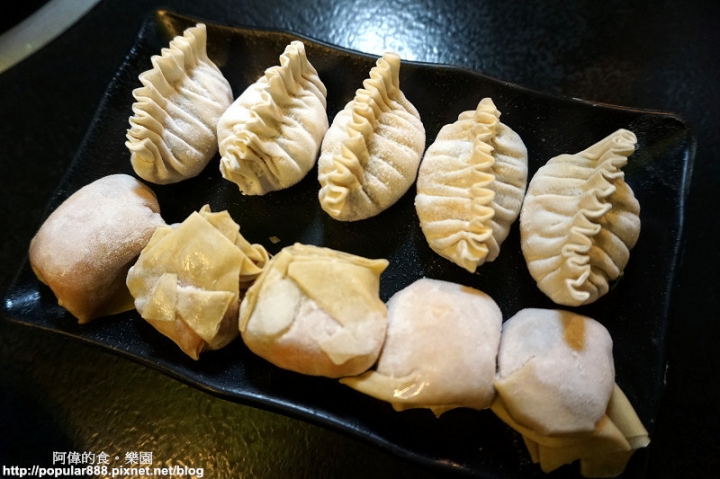 【南京復興】私宅打邊爐-港式火鍋始組,麻辣香濃溫潤、白鍋加咖哩後變身另一種風味。隱身老公寓,美味十年不墜!