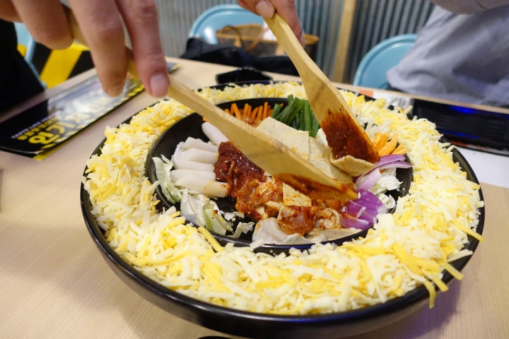 【食記】中和中山路。Omaya春川炒雞-新北中和店