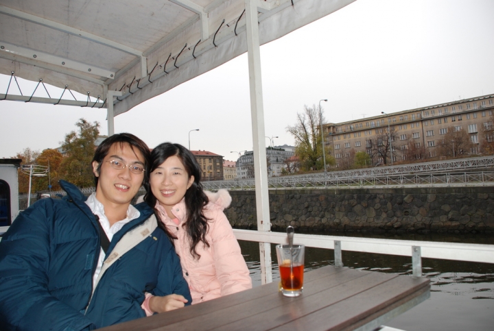 ＜歐洲＞2008捷克蜜月行~百塔之城布拉格(二)，查理大橋及遊湖