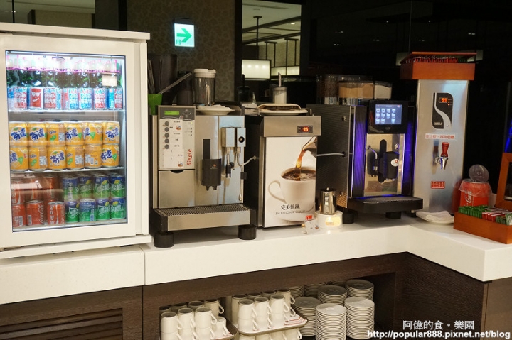 【宜蘭市】<悅川酒店>2017全新開幕的親子酒店,有超大的遊戲室,還有豐富藏書,每間客房也都有文學名著;兼具休閒與人文知性的漂亮酒店。