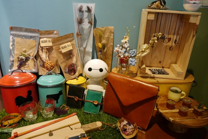 【台北民權西路站 | 咖啡廳】澳式彩色屋頂下的可愛雜貨風咖啡廳☼好杯咖啡