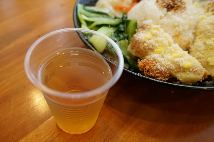 [食記] 新竹 雙饗丼。料好實在、口味創新的日式丼飯便當(近清大後門)