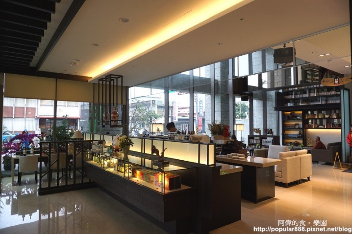 【宜蘭市】<悅川酒店>2017全新開幕的親子酒店,有超大的遊戲室,還有豐富藏書,每間客房也都有文學名著;兼具休閒與人文知性的漂亮酒店。