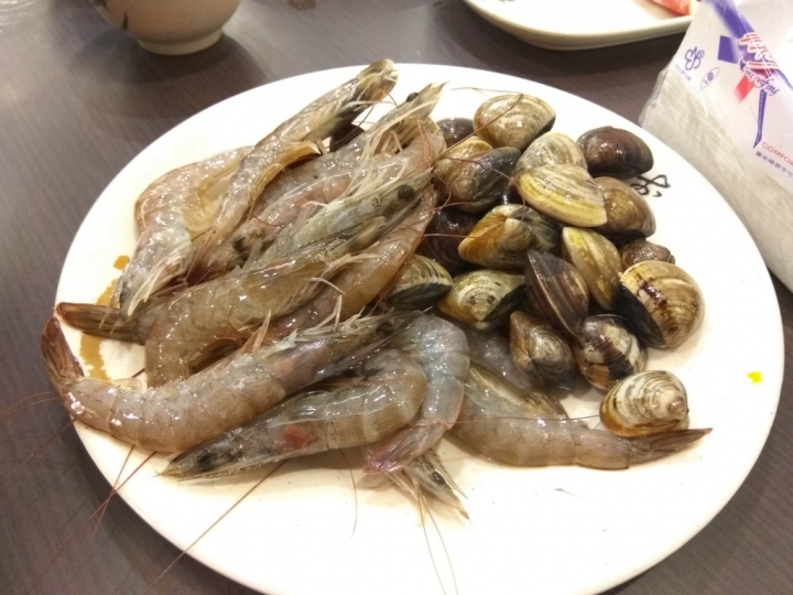 [吃到飽火鍋/麻辣鍋]~億~起司火鍋食記~ 海鮮蠻多的~~平價不貴~~