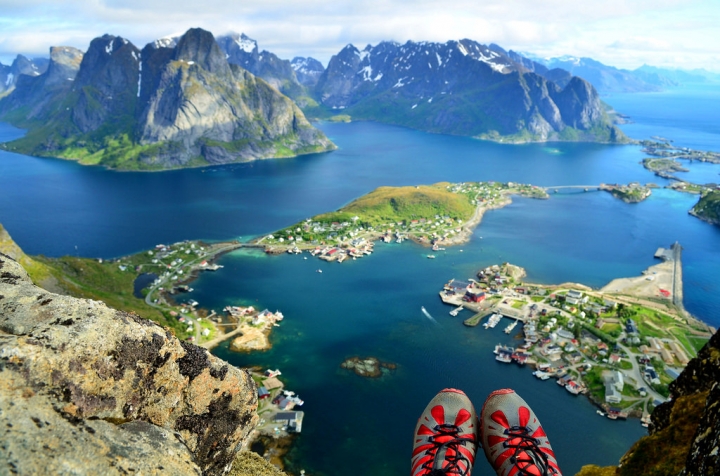[ 北歐。挪威景點 ] 羅浮敦群島 。雷納鎮 Lofoten Reinebringen ☆羅浮敦群島最美的登山步道☆