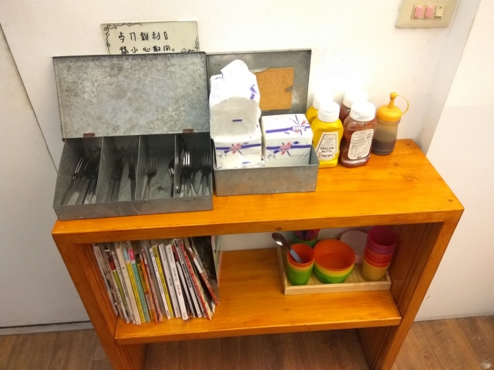 [早午餐/咖啡/麵包/飲料/蛋餅]彰化市基督教醫院附近巴特廚房早午餐食記~~生意好~ 人很多~~排隊店~