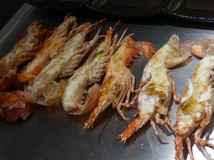 [活海鮮鐵板燒]台中大江戶町食記~日式料理風~漁市場重現~龍蝦界勞斯萊斯~玫瑰/黃金龍蝦~上等青口鰻~老饕牛肉~CP值高!