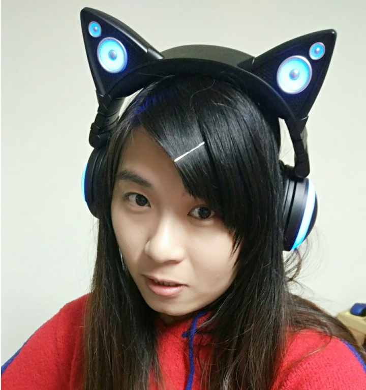 【隨手玩開箱】貓耳耳機2代無線多彩版，可換8種燈光與藍芽連結!!