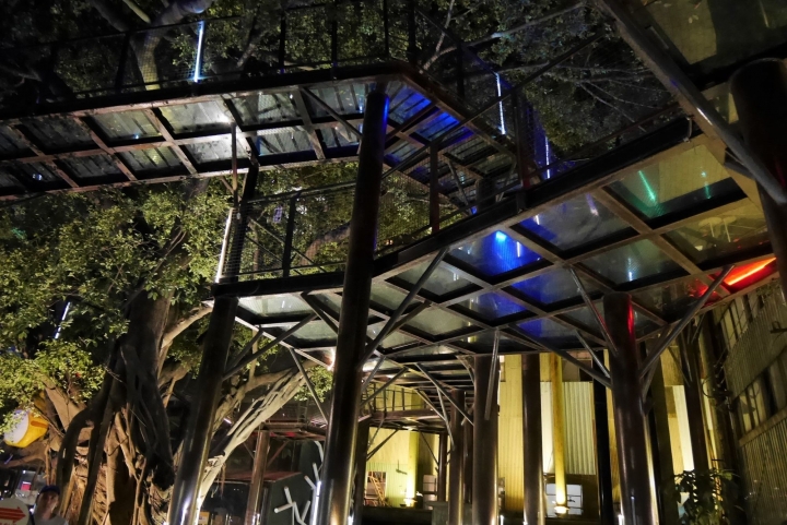 【台南仁德 | 景點】夜空下的糖罐遊樂場✦十鼓仁糖文創園區