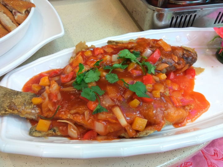 [台式合菜]苗栗頭份市金味軒囍宴美食廣場桌菜食記~近頭份交流道附近~平價~餐廳大~好停車