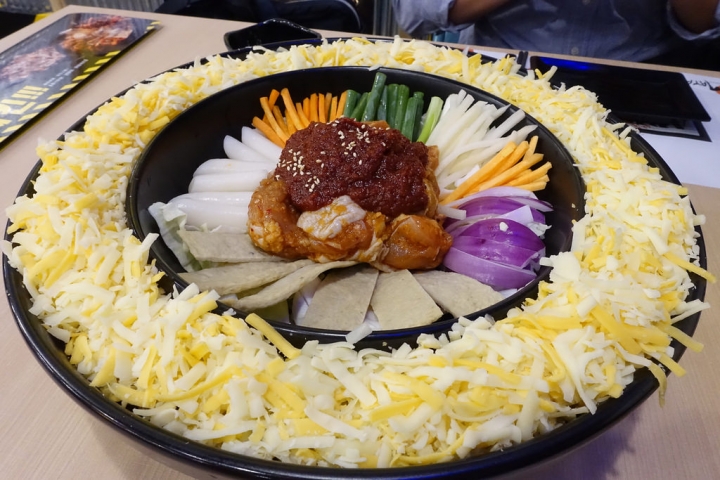 【食記】中和中山路。Omaya春川炒雞-新北中和店
