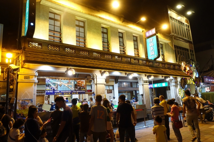 【食記】嘉義中正路。林聰明沙鍋魚頭(中正店)~人氣超旺的排隊美食