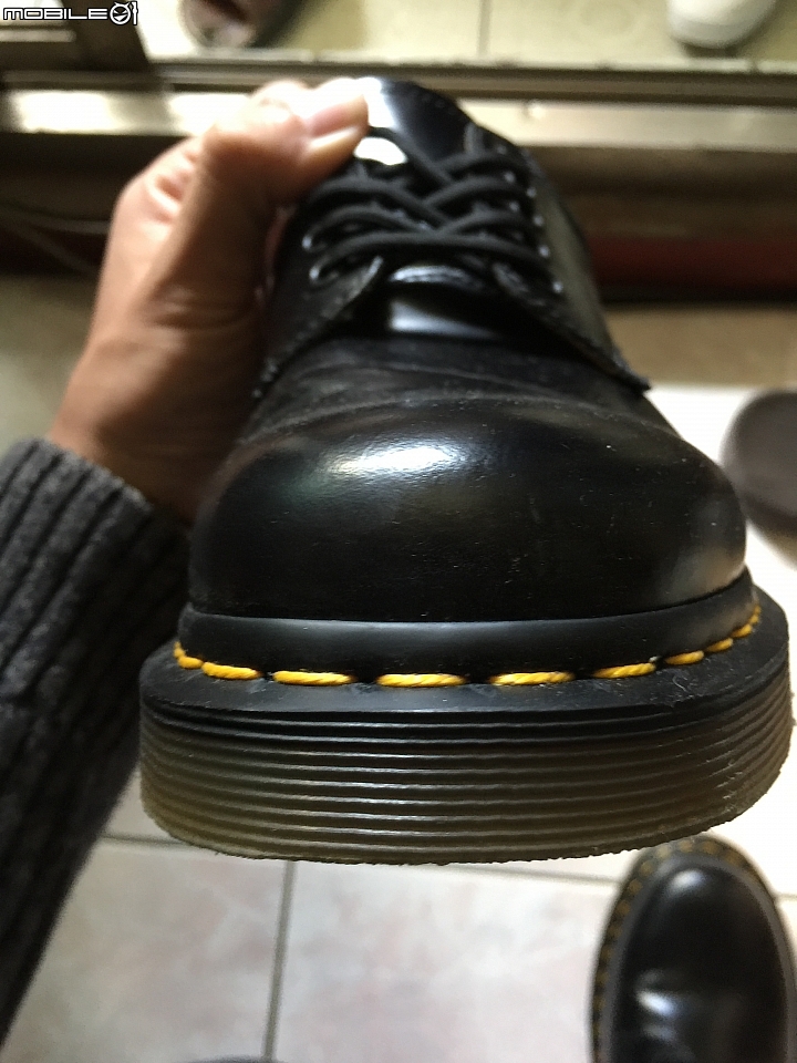 Dr martens 真假