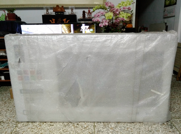 小開箱－運費3萬台幣之從美國購買VIZIO SmartCast™ P-Series™ 65” Class Ultra HD HDR Home Theater Display