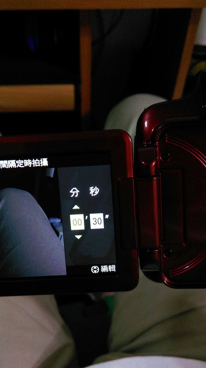 nikon b700縮時攝影問題,手機拍攝請見諒