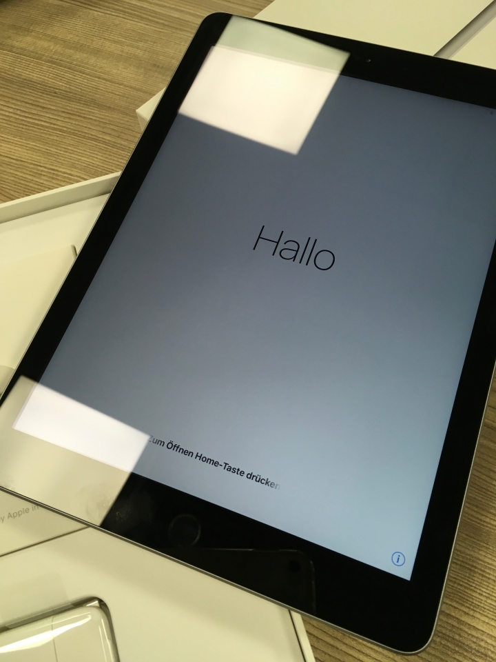 iPad 2017 太空灰開箱文
