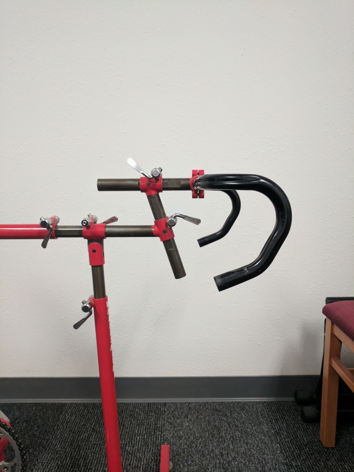 老男孩的大玩具 - Fitting Bike