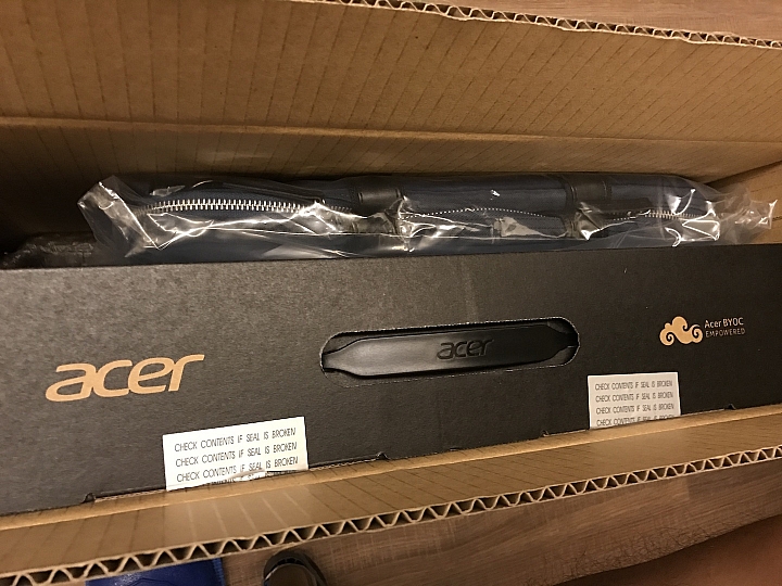 [開箱分享] 40 週年版 ACER Aspire V3-372-714K