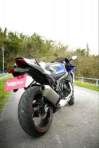 粹鍊Rの魂 - GSX-R600 開箱